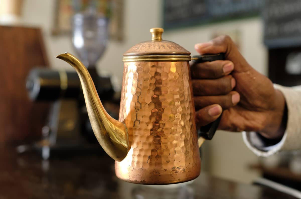 珈琲きゃろっと エチオピア グジ G1 チルフィート 中煎り アディスアベバ 首都 コーヒーショップ カリタ 銅ポット ドリップポット